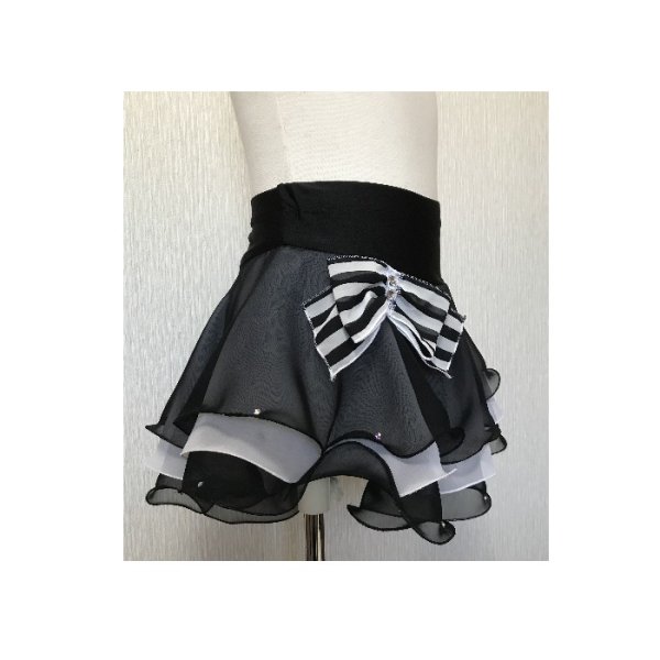 画像2: ジョーゼット3段スカート・裾カール(ブラック×ホワイト) (2)