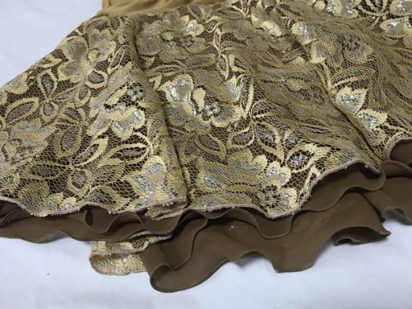 画像3: レースとジョーゼットの２段スカート（ベージュゴールド） (3)